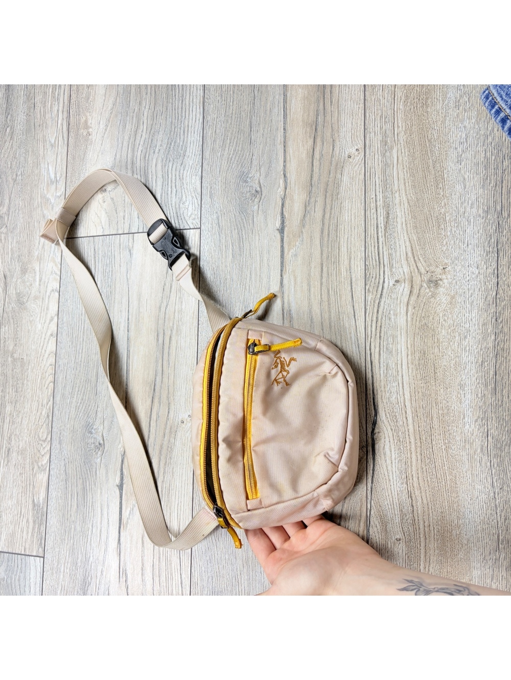 Arc'teryx Beige and Yellow Sling Bag with Adjustable Strap